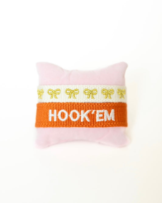 Hook’em Bow Stack